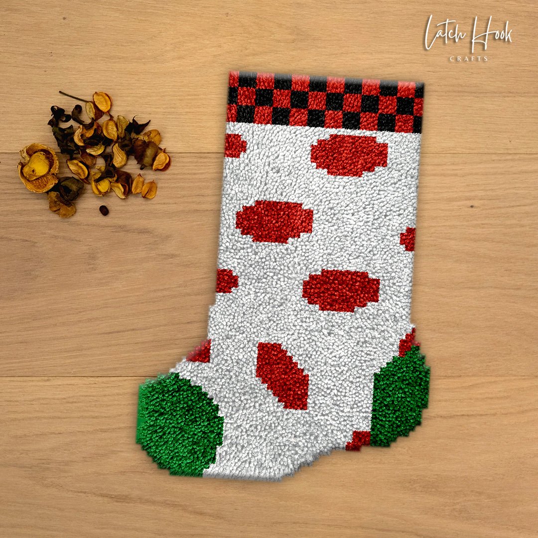 Red Dots - Latch Hook Stockings Kit - Latch Hook Crafts