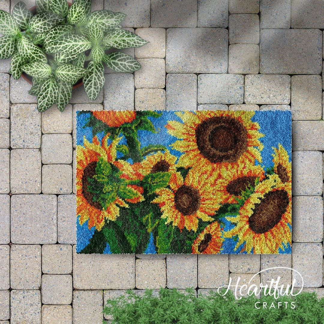 Sunflower Blooms - Latch Hook Rug Kit (US Stock) - Latch Hook Crafts