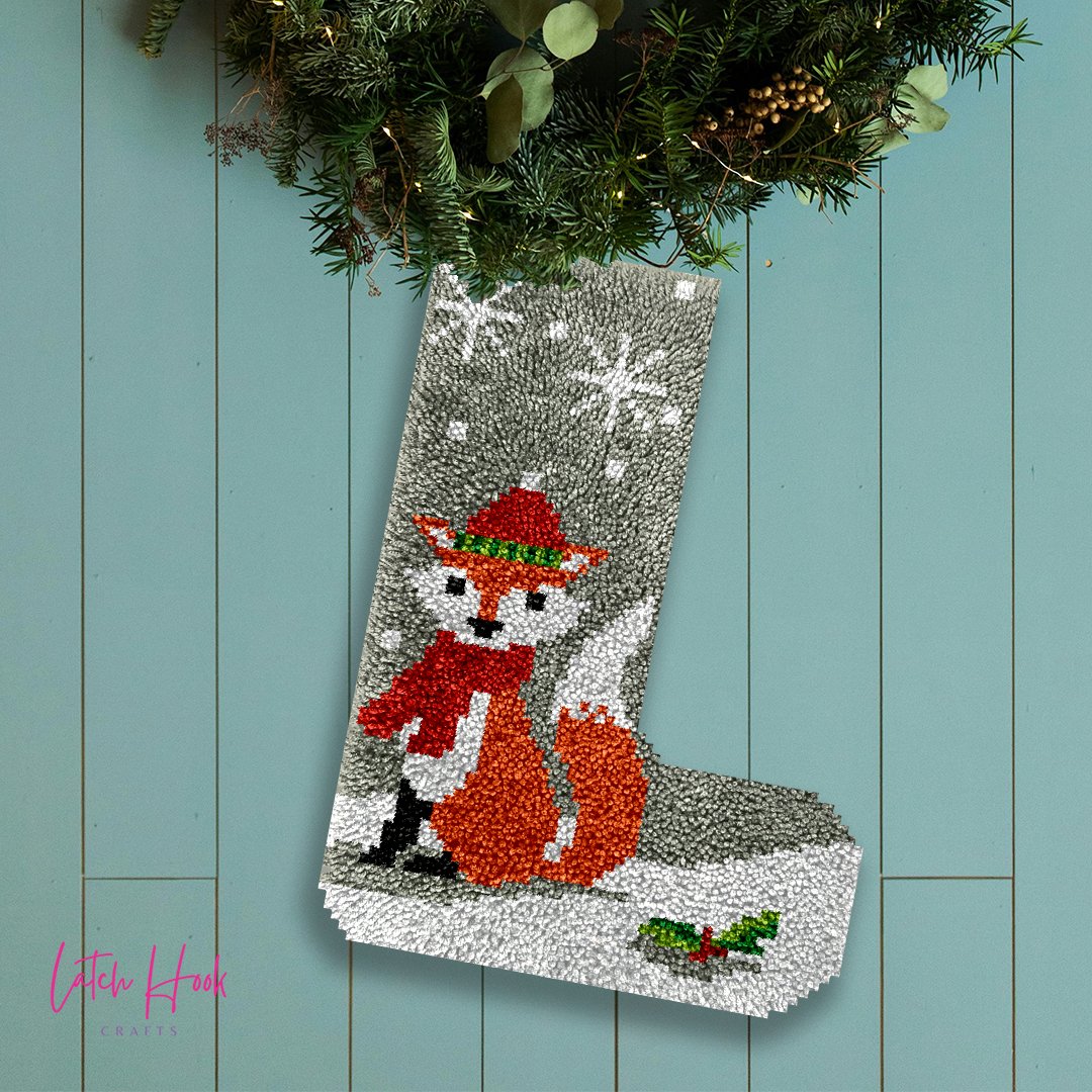 Travelling Fox - Latch Hook Stockings Kit - Latch Hook Crafts