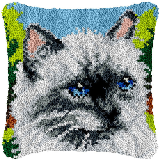 TABBY CAT LATCH HOOK RUG KIT (12 x 12)